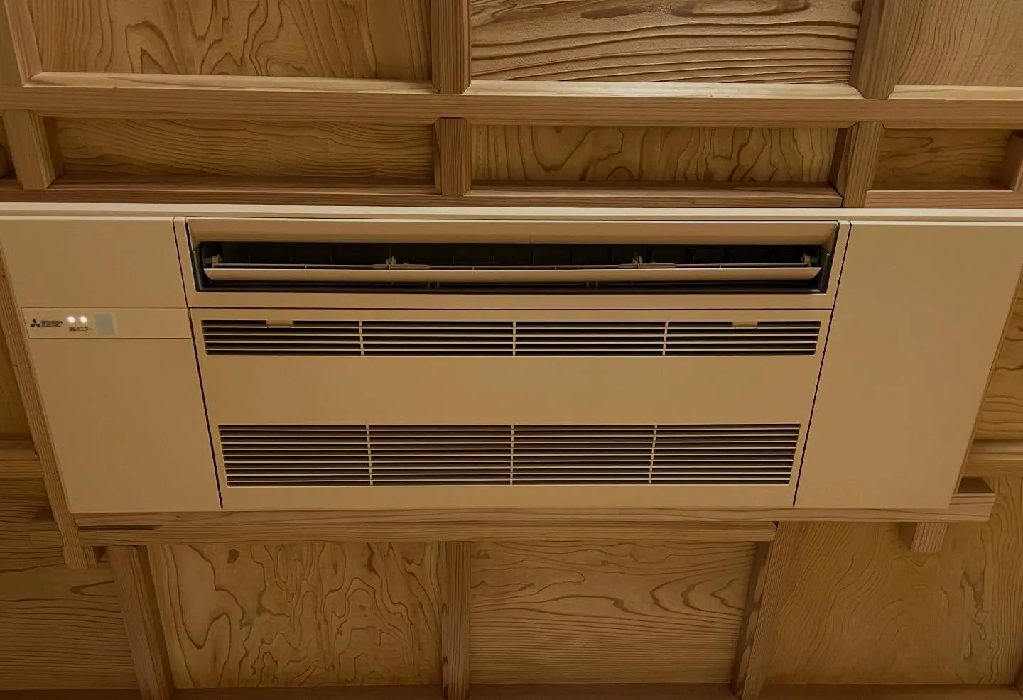 ハウジングエアコン