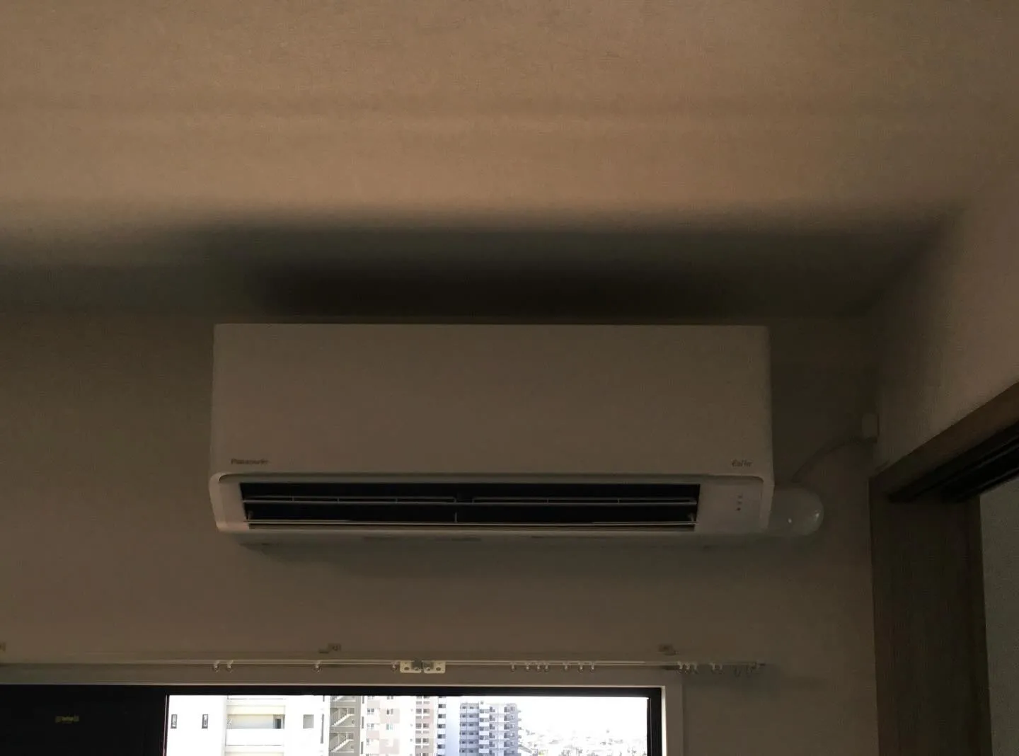 マンションのエアコン取付工事