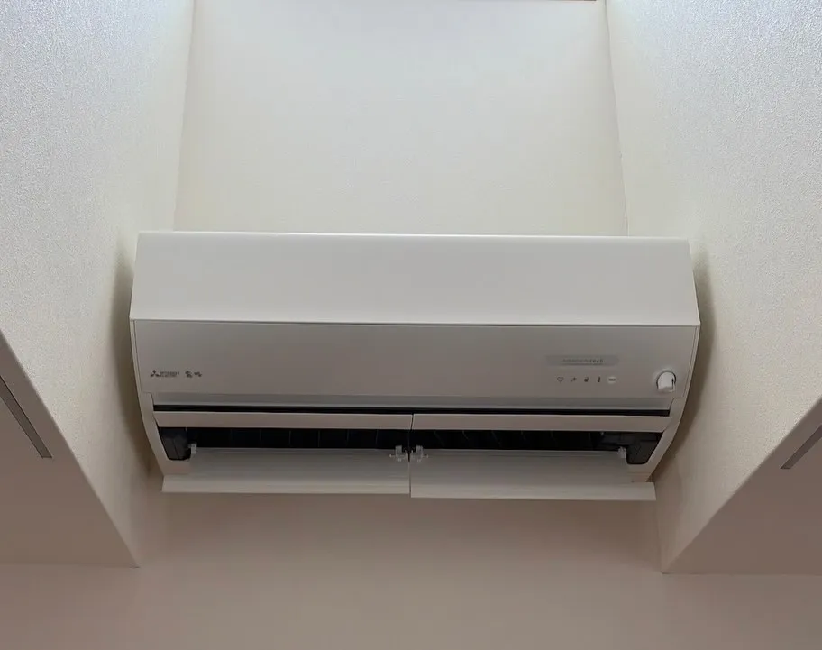 隠蔽配管エアコン取外し・取付工事