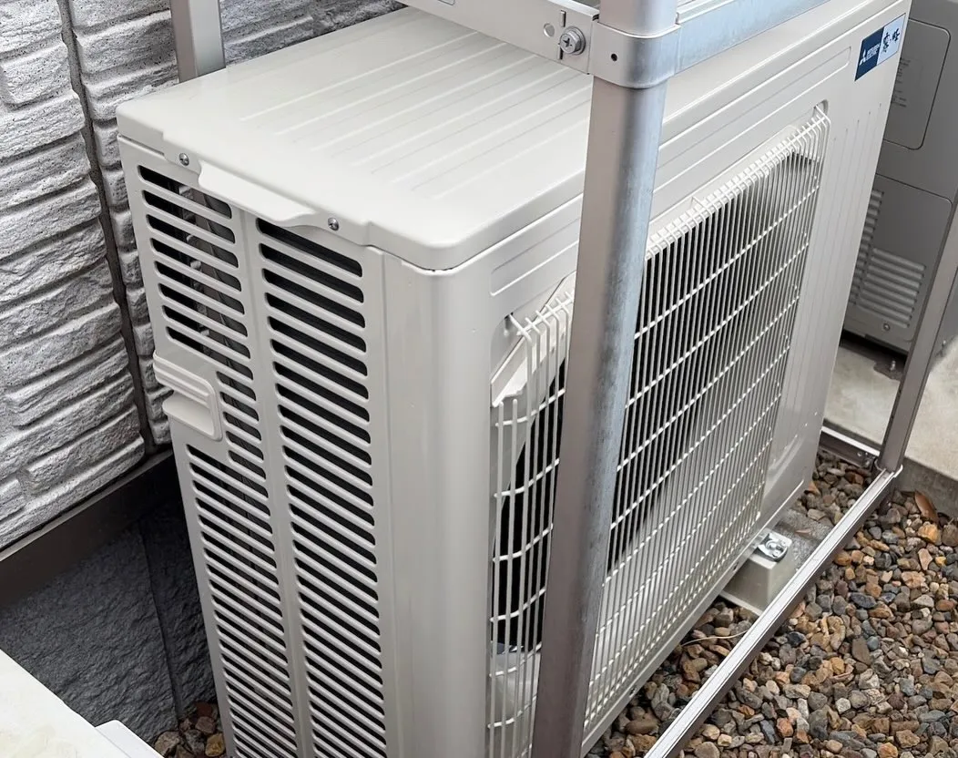 隠蔽配管エアコン取外し・取付工事